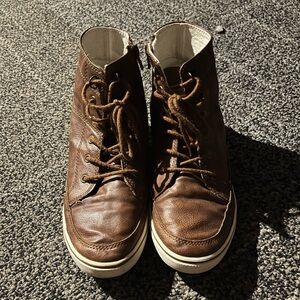 Women’s zip up/lace up boots